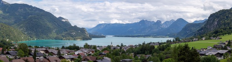 Montagnes et lac à Mondsee Autriche